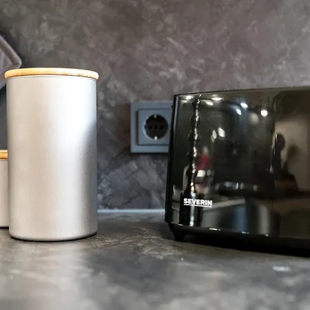 Am Rande Der In Gartenlage, Highspeed Wlan, Komfortabel *