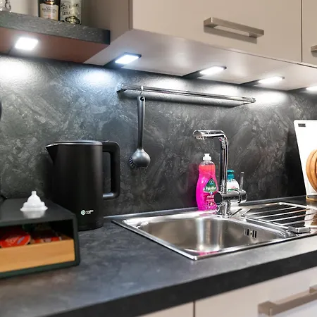 Am Rande Der In Gartenlage, Highspeed Wlan, Komfortabel Appartement Paderborn