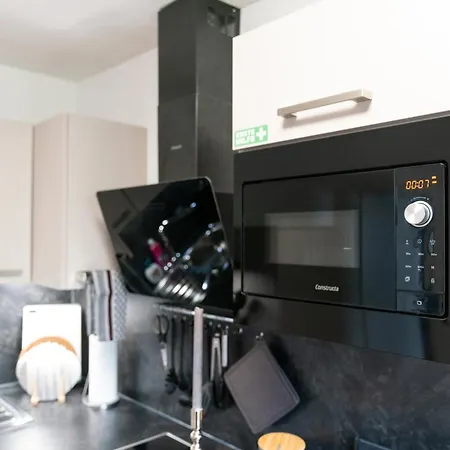 Am Rande Der In Gartenlage, Highspeed Wlan, Komfortabel