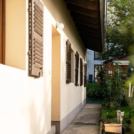 Apartamento Am Rande Der In Gartenlage, Highspeed Wlan, Komfortabel Paderborn