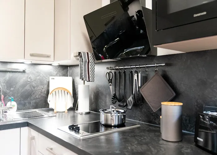 Am Rande Der In Gartenlage, Highspeed Wlan, Komfortabel 帕德博恩