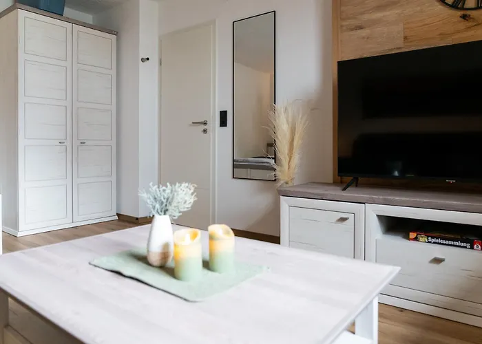 Am Rande Der In Gartenlage, Highspeed Wlan, Komfortabel 帕德博恩