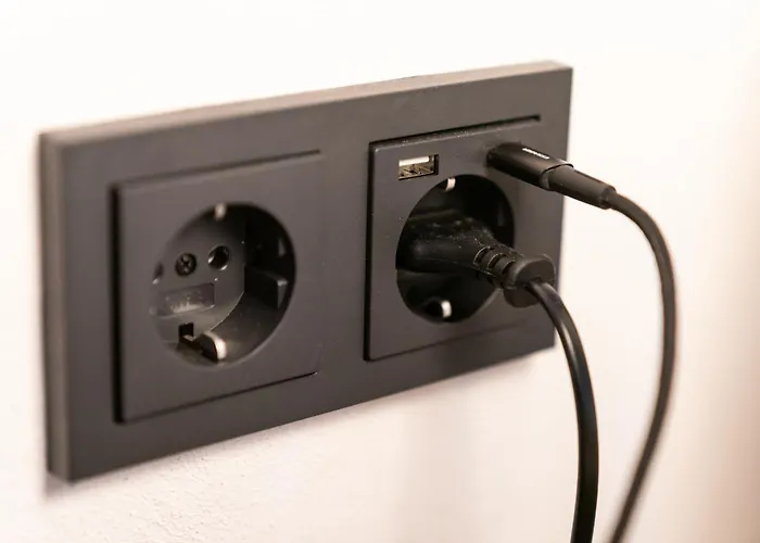 Am Rande Der In Gartenlage, Highspeed Wlan, Komfortabel 公寓